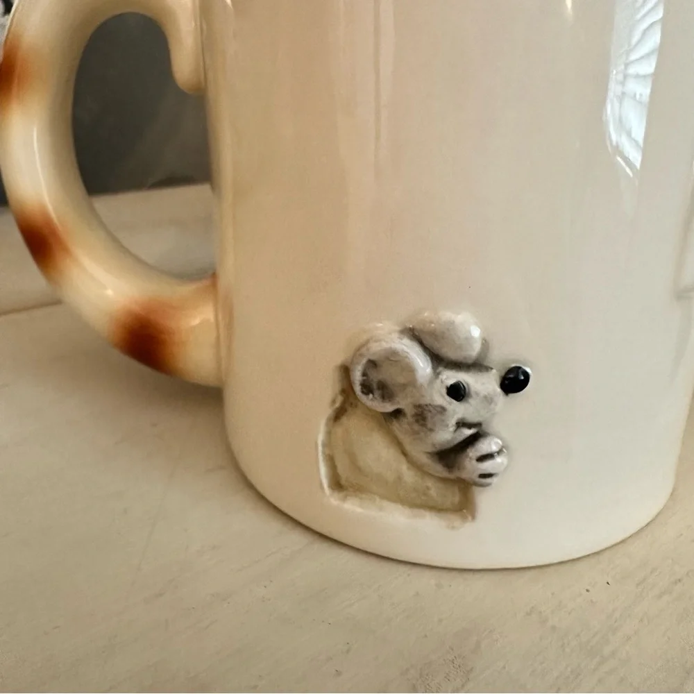 Vintage Quon Quon Home Sweet Home 3D Cat & Mouse Coffee Mug Ceramic 1980 Japan